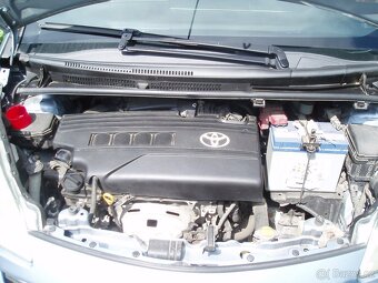 Toyota verso s - 15