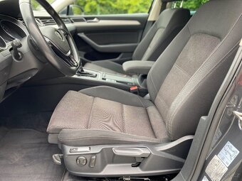 VW Passat B8 kombi / Variant 1.6 TDi 88kW DSG ACC - 15