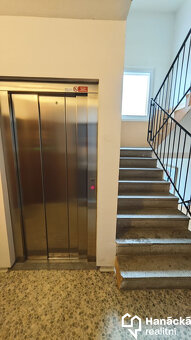 Pronájem bytu 2+1 ul. Urxova, Olomouc - Lazce - 15