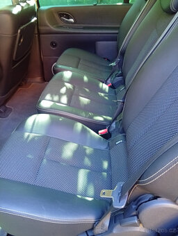 ESPACE grand 2.0Ci,110kw r.v.2013 - 15