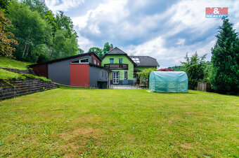 Prodej rodinného domu, 271 m², Jeřmanice, ul. Rádelská - 15