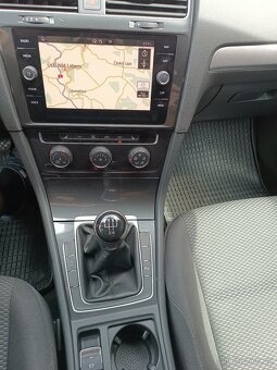VW Golf 7, r.v. 2017, Diesel, NAVI, př. + zad. asistent - 15
