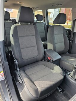 VOLKSWAGEN SHARAN 2011 1.4 TSI 110kW 7 MÍST,EL.DVEŘE,VÝHŘEVY - 15