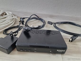 Televize Samsung 32" + set-top box DVB-T2 + kabely - 15