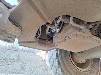 VOLVO L 90 H 4X4 - 15
