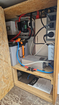 obytne auto MB Sprinter - 15