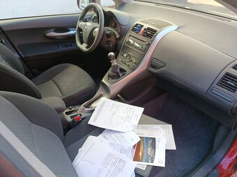 Toyota Auris 1.4 D4D 66 Kw 96 Tis Km Bez Koroze Slušní Stav - 15