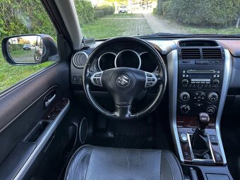 Suzuki Grand Vitara 1.9 DDiS 95kW Kůže Xenony Šíbr Tažné 2t - 15