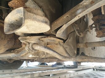 Audi 100 c3 doutník sedan 5V 2.3 benzín - 15