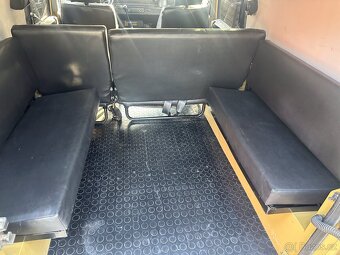 Land Rover Defender 3.5 V8 - 15