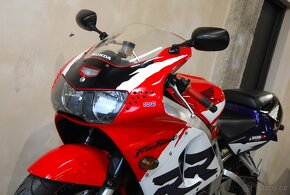 Honda CBR 900 RR Fireblade - krásný stav - 15
