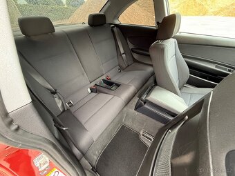 BMW 1 coupe - E82 - 2.0d 130kW - 2008 - pěkný stav - 15