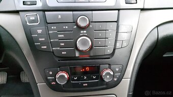 Opel Insignia 2.0 CDTI r. 2013, Tempomat, Auto. klimatizace - 15