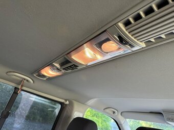 VOLKSWAGEN CARAVELLE T5 2,5 TDI 96kW LONG - 15