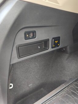 VW Tiguan Allspace 2019, 176kW, Highline, Webasto, tažné - 15