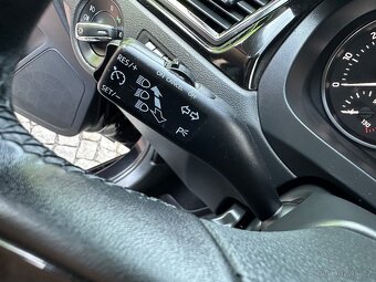 ŠKODA RAPID 1.2 TSI 77KW ELEGANCE - 15