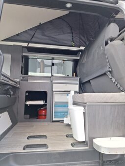 VOLKSWAGEN T6 2,0TDI 4x4 CALIFORNIA STYL 6míst - 15