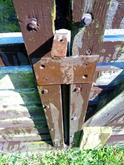 Branka,plot, pletivo, brána - 15