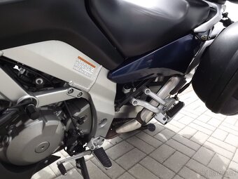 Suzuki DL 1000 V-Strom - 15