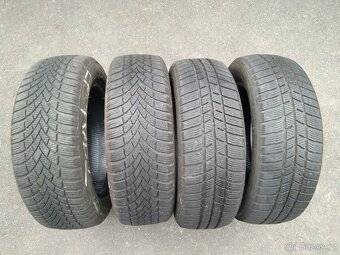 Prodám zimní gumy Barum + Bridgestone 185/60 R15 DOT 2822 - 15