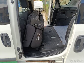 Fiat Doblo Combi Natural Power - 15