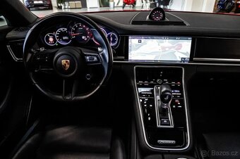 Porsche Panamera - 15