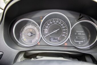 Mazda 6 Combi (Wagon) 2.2 Skyactiv-D Revolution, 129kW, M6 - 15