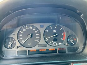 BMW Řada 7, 750 il, V12, 240 Kw, E38, pěkný stav - 15