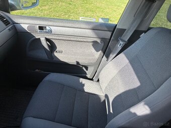Tuareg  2,5 TDI 128kw - 15