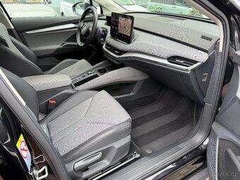 Škoda Enyaq iV Electric 132kW Virtual Ambient ACC Matrix Qi - 15
