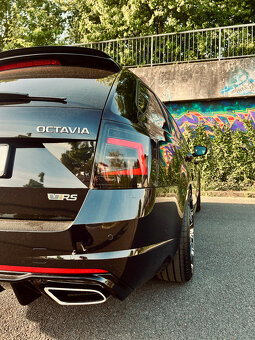 ŠKODA OCTAVIA vRS 2.0 TDi / 4x4 / CHALLENGE / TOP STAV - 15