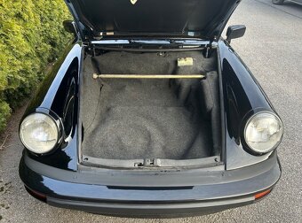 Porsche 911 Carrera 3.2 G50 Coupe z roku 1987 - 15