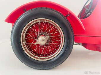 Alfa Romeo 8C 2300 Monza Pocher 1:8 - 15