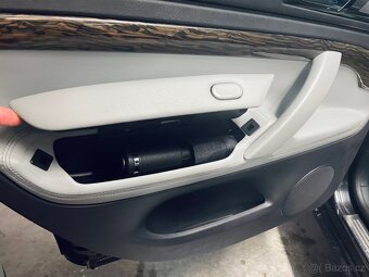 Škoda Superb 2.8 V6 L&K, DVD, Lednice, Footboard - 15