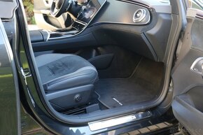 Mercedes-Benz EQE AMG 43 4MATIC 1.MAJ ČR - 15