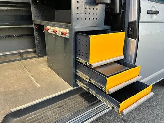 VOLKSWAGEN TRANSPORTER 2.0 TDi T6 DÍLNA SORTIMO ODPOČET DPH - 15