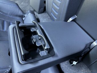 BMW 4 G22 M-Paket Individual kuzeny interier sedacky - 15