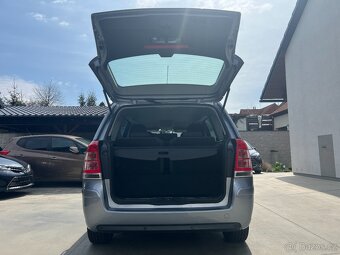 Opel Zafira 1.6i 85KW 1.MAJ. 7 MÍST TEMPOMAT PDC 2X ALU KOLA - 15