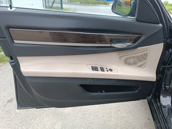 BMW 740 xd 225kW 2011 najeto200tkm ACC,komforní sedačky,N.V. - 15