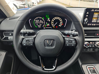 Honda Civic 2.0 e:HEV Elegance Tažné+Pneu - 15