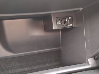 Škoda Octavia 1.4 TSI 90 Kw kombi r.v.2012 - 15