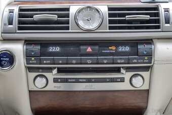 Lexus LS 600h L, 290 kW, automat, 2013, hybrid - 15
