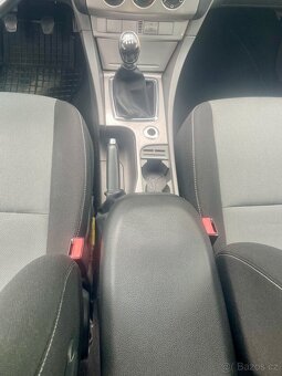 Ford Focus 1.6 TDCI 66kw 2010 - 15