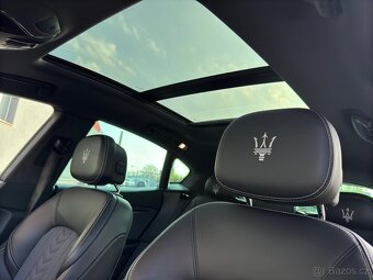 Maserati Levante 3.0 bi-turbo/316kw/4x4/133tkm/krásná výbava - 15