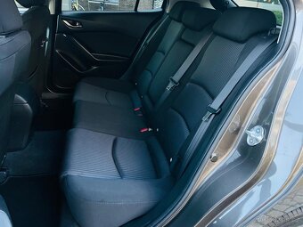 Mazda 3 2.0i BENZÍN 88KW AUTOMAT VÝHŘEV TAŽNÉ SENZORY - 15