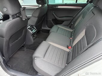 ŠKODA SUPERB SCOUT 4x4 2.0TDI 147 KW WEBASTO TAŽNÉ m2023 - 15