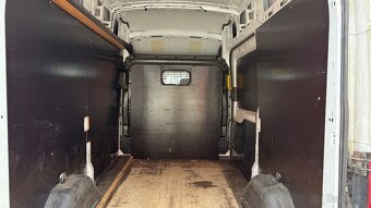Ford Transit //2.2TDCi//92kW//L2H3//125TKM//1.MAJ//NOVÉ V ČR - 15