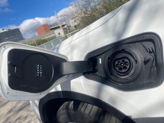 BMW X1, BMW X1 xDrive25e - 15