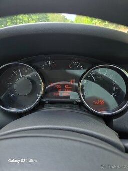 Prodám Peugeot 5008 ,rok 2011 - 15