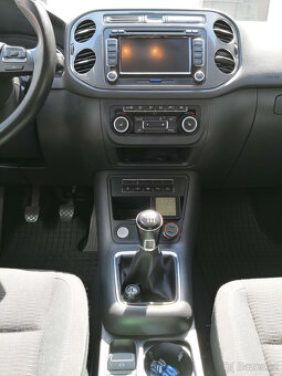 VW Tiguan 2.0 TDi 103kW, manuál, 4x4, Webasto, tažné, odpoče - 15